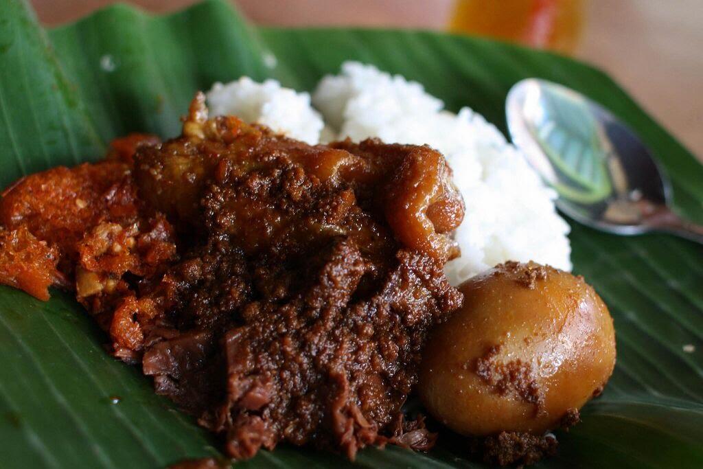 Tujuh Makanan Indonesia yang Mendunia, Salah Satunya Rendang 