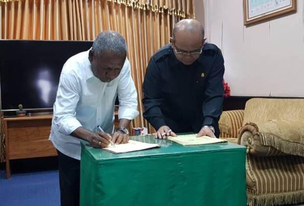 Minimalisir Persoalan Hukum Bupati Jayapura Teken MoU dengan Kejaksaan Negeri