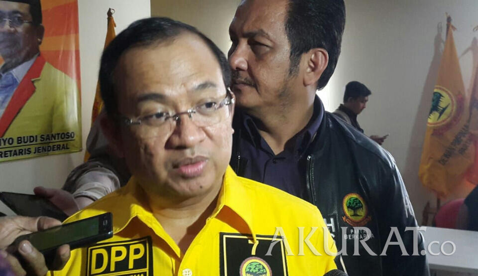Priyo: Betul Mas Fahri, Rakyat Lebih Berhak Bawel Dibanding Politisi, Iya Toh?
