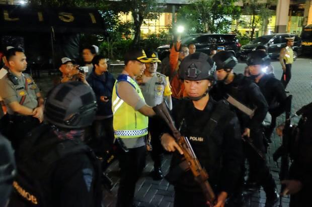 Polda Jatim Sweeping Stasiun Pasar Turi untuk Antisipasi People Power