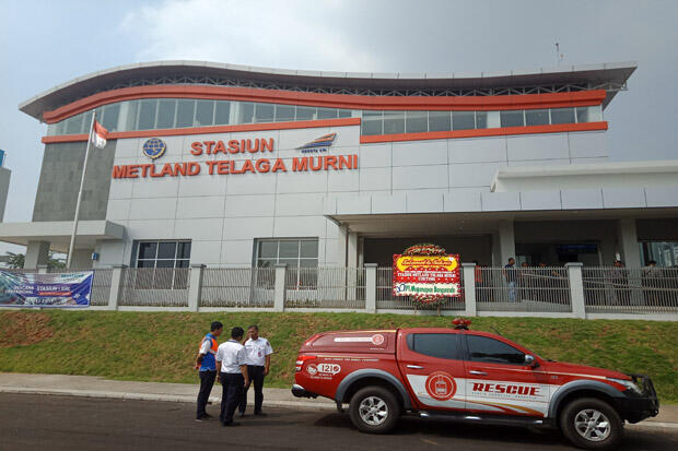 Stasiun KRL Commuter Line di Cikarang Barat Mulai Melayani Penumpang