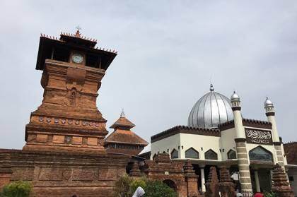 Masjid Tertua di Indonesia, dari Banyumas hingga Maluku Tengah