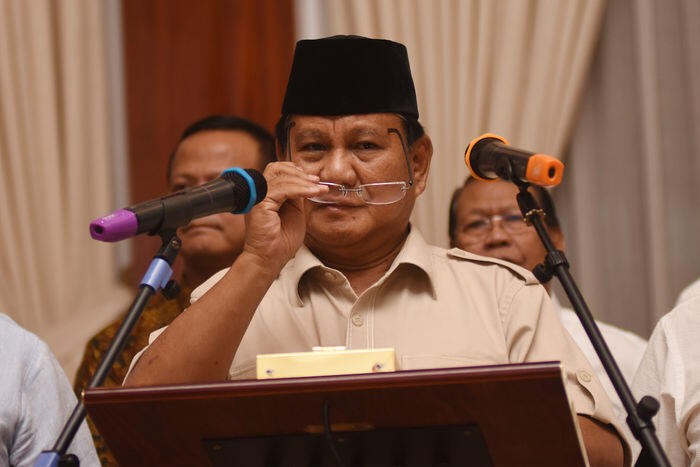 Saat foto Prabowo di bandara internasional jadi gunjingan