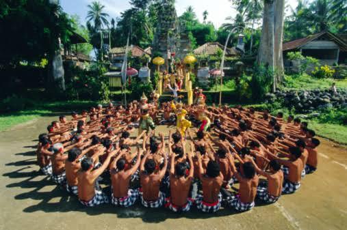 Tari Api Yang Penuh Dengan Misteri