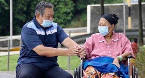 PD: Ani Yudhoyono Disebut Sakit Palsu dan Disumpahi, Prabowo Diam Saja