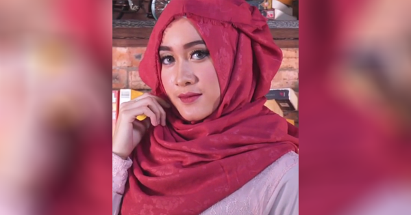 Baju Baru Alhamdulillah, Tuk Dipakai Di Hari Raya! Tapi Jangan yang Seperti Ini Sis!