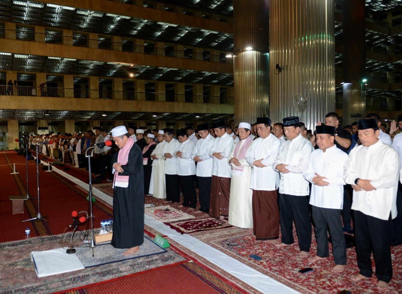 [Renungan Ramadhan] Sholat Berjama'ah Dan Ukuwah Islamiyah