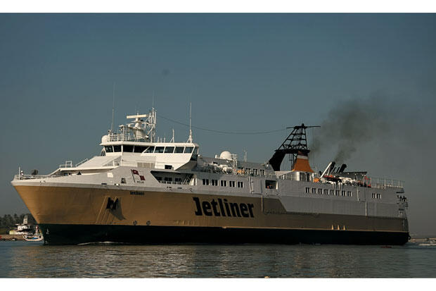 Pelni Tambah Penjualan Tiket Mudik