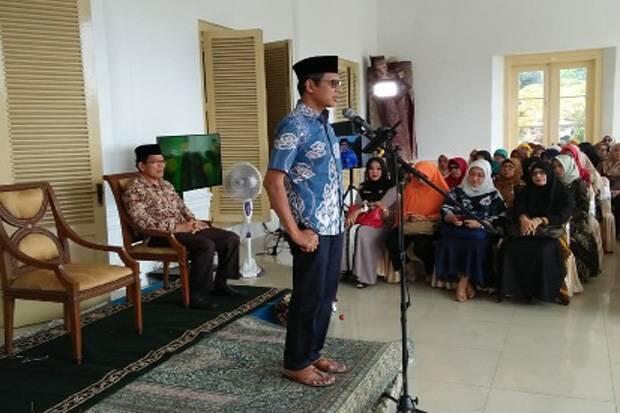 Mendidik dengan Santun