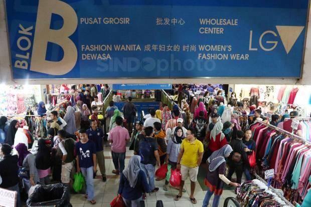 Omzet Turun, Pedagang Pasar Tanah Abang Tetap Buka Kios pada 22 Mei