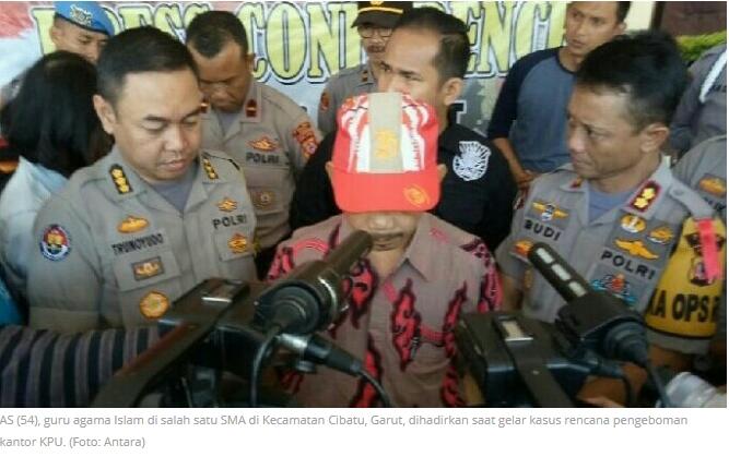 Polisi Tangkap Guru Garut Penyebar Teror Bom Massal Jakarta