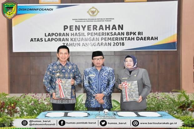 Bupati Barito Utara Terima Opini WTP ke-5 atas LKPD Kabupaten Barito Utara