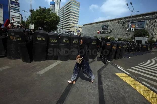 Indef: Risiko Politik Bisa Membuat Investor Kabur