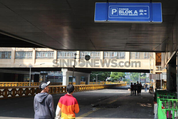 Belum Kondusif, Pasar Tanah Abang Masih Ditutup Sementara