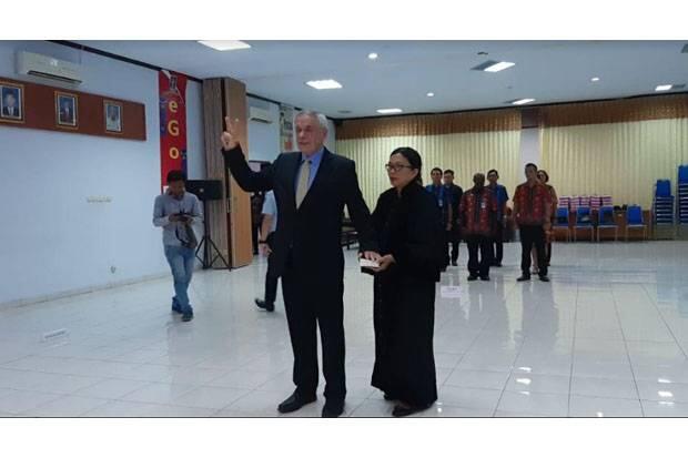 Cinta dengan Papua, Warga Amerika Pindah Kewarganegaraan Jadi WNI