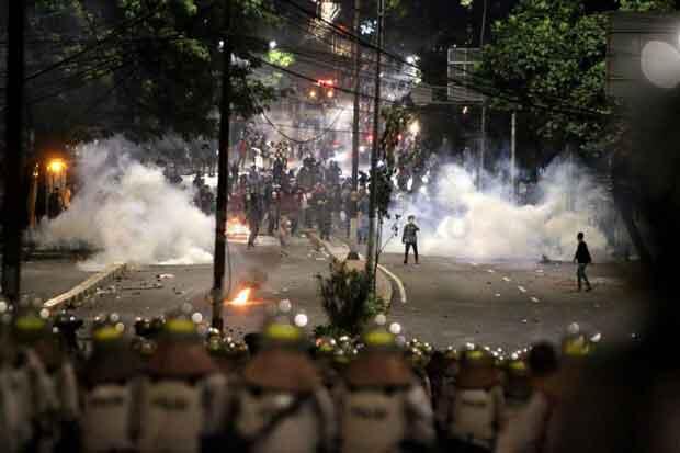 Sudah Kondusif, Pengendara Bisa Lalui Flyover Jati Baru Tanah Abang