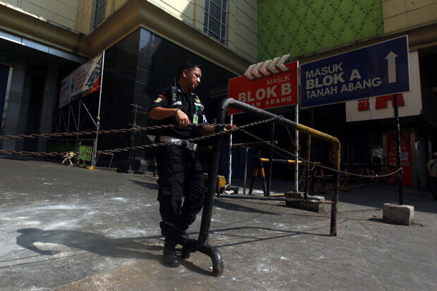 Imbas Demo Ricuh, Pusat Perbelanjaan Tanah Abang Ditutup Sampai 25 Mei