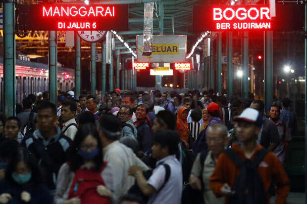 PT KCI Prediksi Pengguna KRL di Libur Lebaran 2019 Naik Tiga Persen