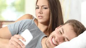 Cara Mengenali Pasangan Yang Sedang Puber Kedua