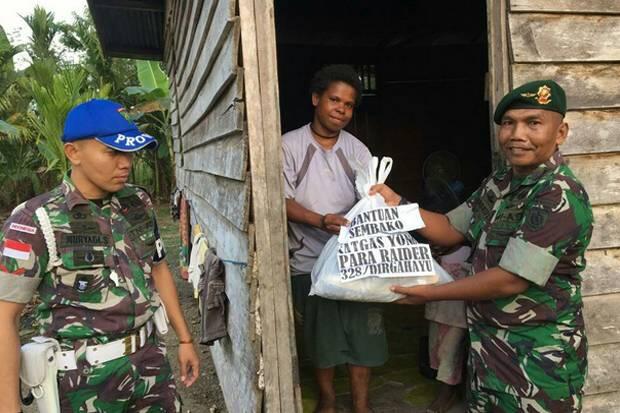 Ramadhan, Yonif PR 328 Gelar Kegiatan Berbagi di Tapal Batas Negeri
