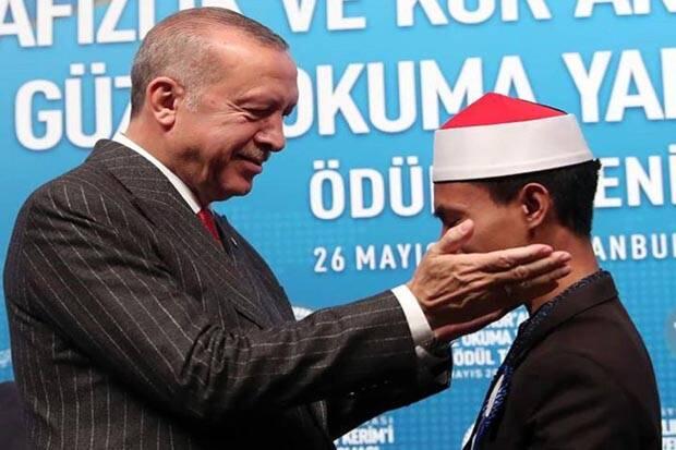 Qori Asal Bima Juara 1 MTQ Internasional di Turki