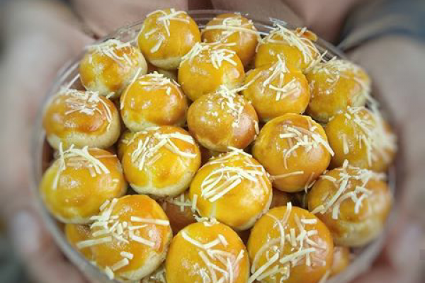 Apakah Ibu Hamil Boleh Makan Kue Nastar - Berbagai Kue