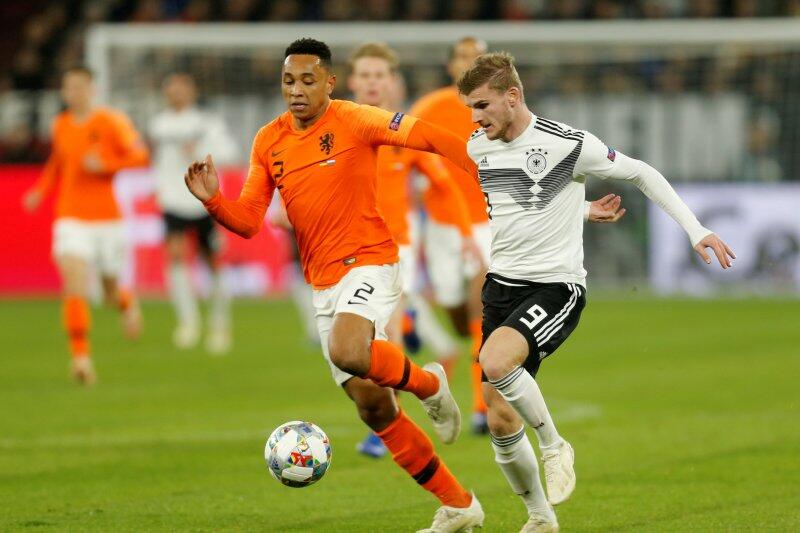 Tete Dicoret dari Belanda