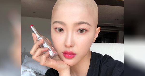 Kisah Haru Beauty Vlogger Korea yang Menggunduli Rambutnya Karena Mengidap Kanker!
