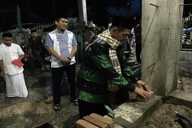 Pemkab Pasangkayu Bantu Pembangunan Masjid di Tanjung Parappa