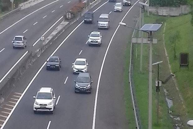 Tempat Parkir di Rest Area Tol Cipali Ditambah