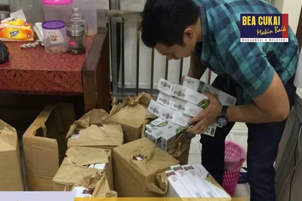Bea Cukai Gempur Rokok Ilegal di Malang dan Indramayu