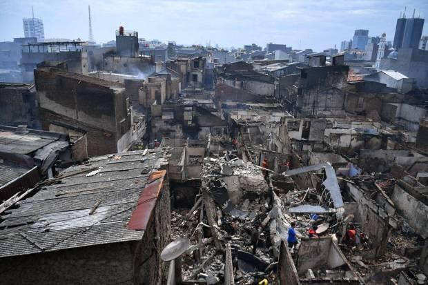 Kemensos Bantu Bangun Rumah Korban Kebakaran Krukut