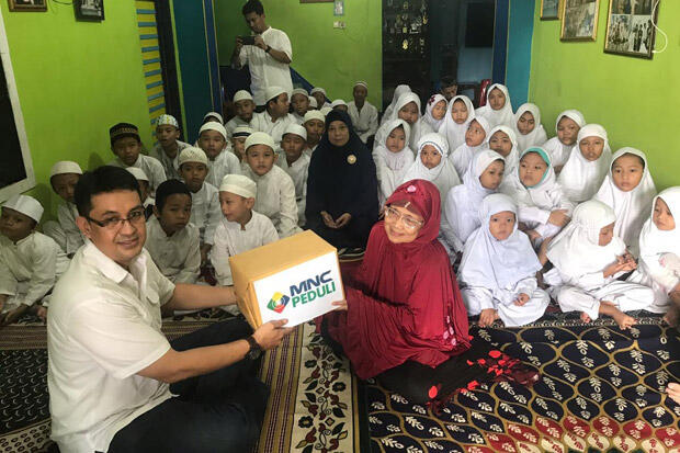 Menjelang Idul Fitri, MNC Peduli Berbagi Kecerian Pada Anak Yatim Piatu