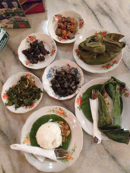 Berbuka Puasa dengan Makanan ala Masakan Simbah yang Maknyus! 