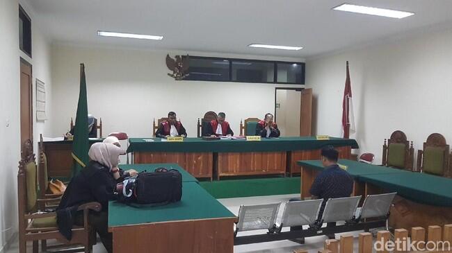 Pencoblos 50 Surat Suara Prabowo dan Caleg di Serang Dihukum Percobaan