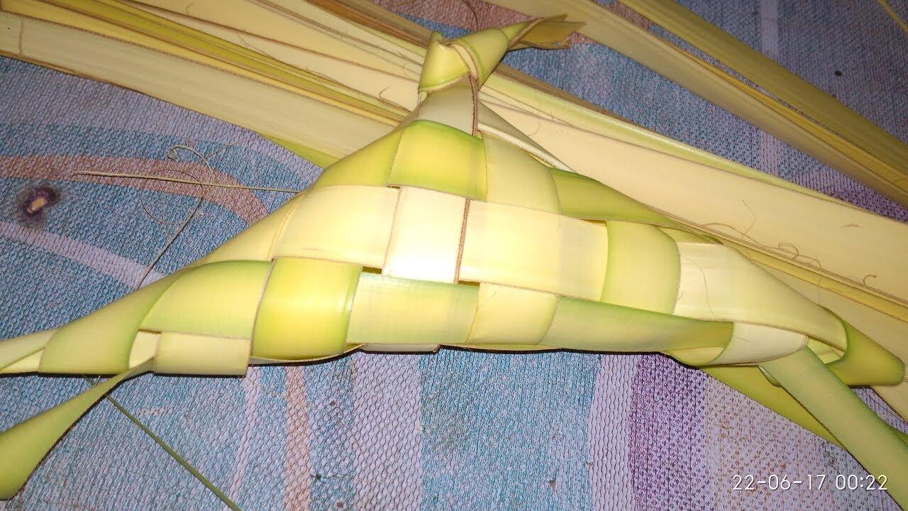 Bebebarapa Hidangan Ketupat di Indonesia