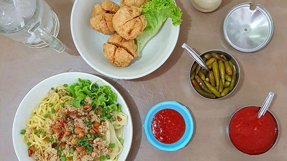10 Tempat Buka Puasa Di Surabaya Paling Mantap 
