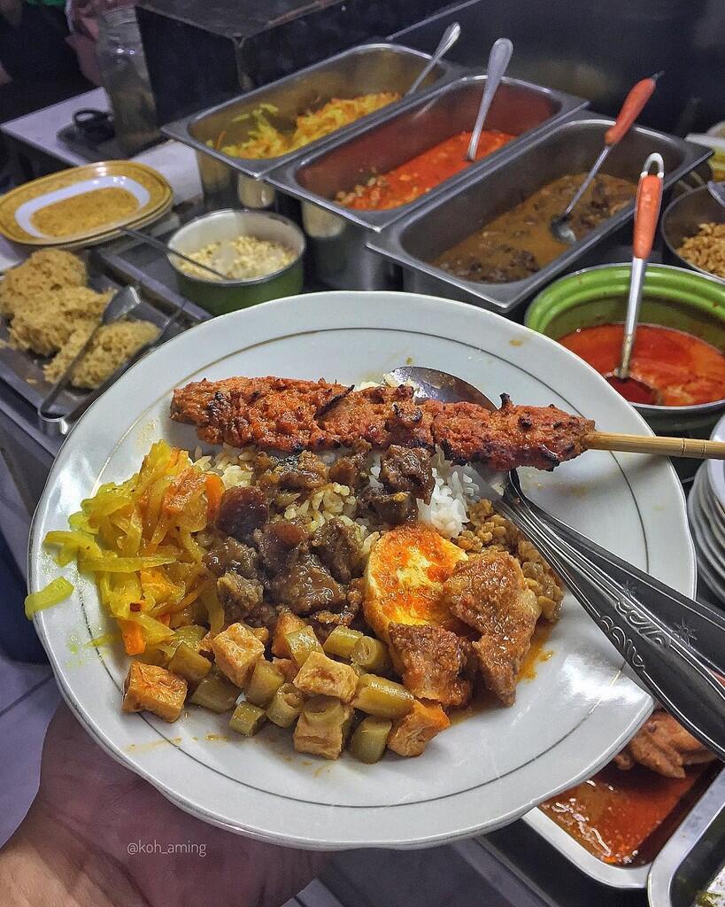 10 Tempat Buka Puasa Di Surabaya Paling Mantap 