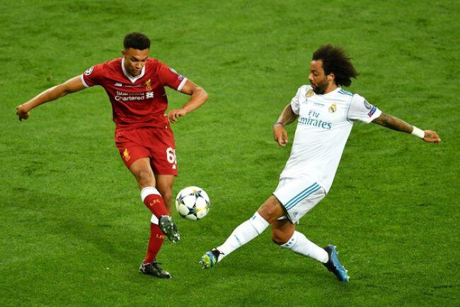 Trent Alexander-Arnold, Si Buah Bibir Milik Liverpool FC
