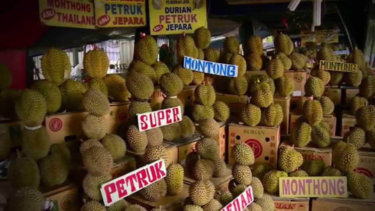 Pengakuan Pedagang Durian, ketika Jualannya Laris Manis, malah Takut Keluar Rumah