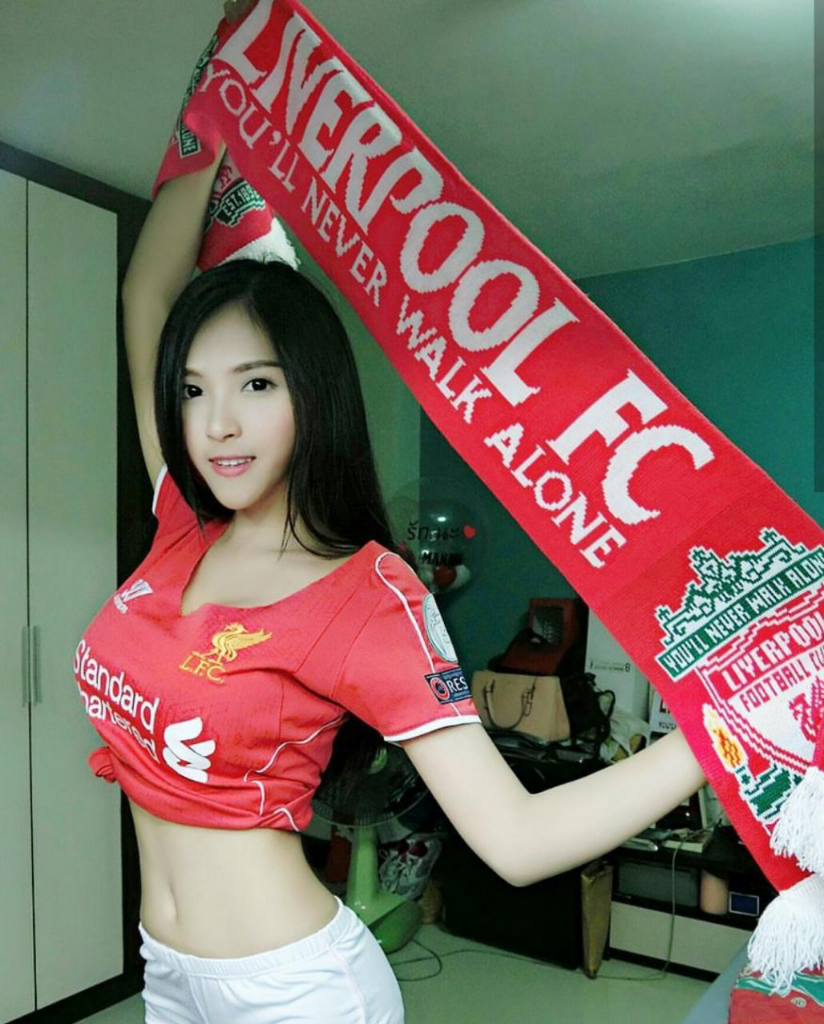 Liverpool Juara Champions Dan Penyusup Cantik Sama-Sama Menghibur !!