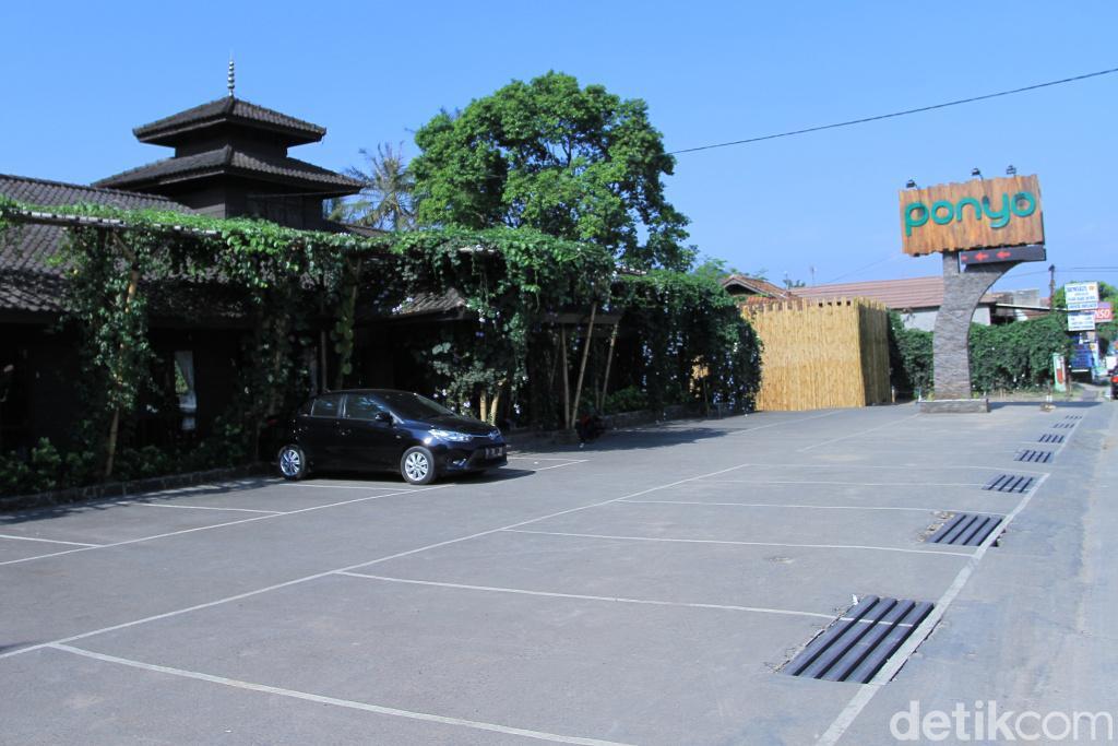 Mudik Lewat Nagreg, Ada 5 Rumah Makan dengan Sajian Sunda yang Sedap