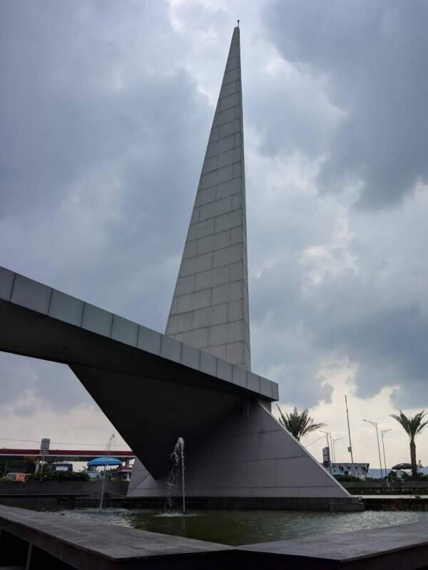 Ada Simbol Iluminati di Masjid Al-Safar? Ini Jawaban Ridwan Kamil