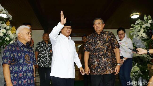 PD: BPN Ngawur! SBY Minta Prabowo Cerita Kebaikan, Bukan Pilihan Politik Bu Ani