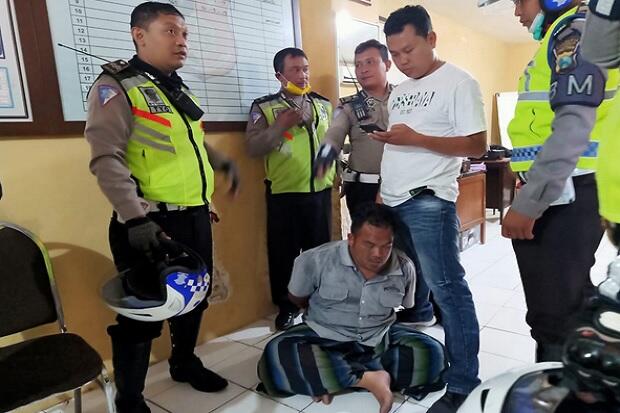 Kenal Via Medsos, Pria Asal Surabaya Larikan Mobil Seorang Janda Cantik