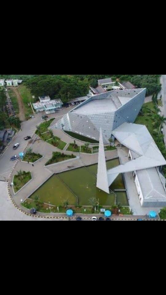 Masjid Al Safar Bandung Diduga Sebagai Simbol Iluminati. Bagaimana Pendapatmu?