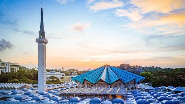 5 Masjid Berbentuk Segitiga Dan Masjid Al Safar Yang Katanya Bersimbol Illuminati