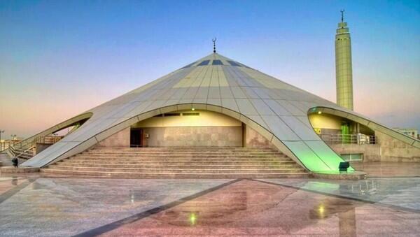 5 Masjid Berbentuk Segitiga Dan Masjid Al Safar Yang Katanya Bersimbol Illuminati