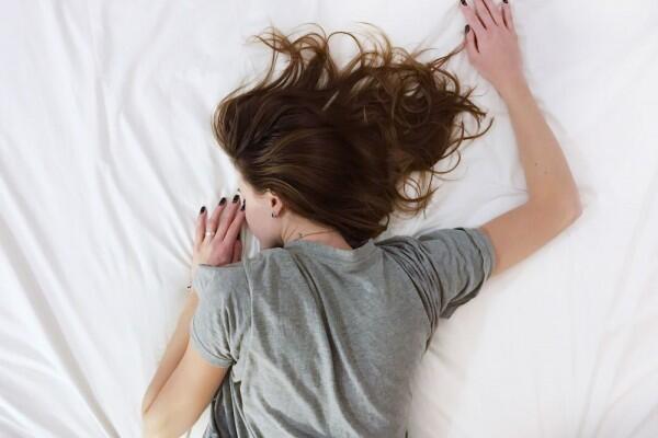 Selain Insomnia, 5 Masalah Gangguan Tidur Ini Bisa Terjadi Padamu