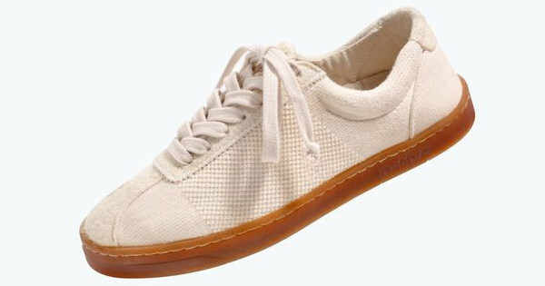 Ga Hanya Plastik yang Bisa Dibikin Terurai, Sepatu Juga Ada yang Bisa Terurai Loh!